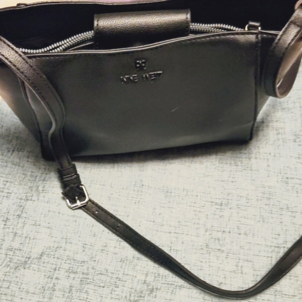 Nine West Black Shoulder Bag - Picture 2 of 8